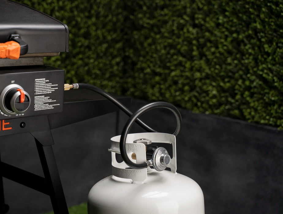 Blackstone Blackstone Propane Tank Adapter Hose w/ Regulator - 5471 5471-BLACKSTONE Barbecue Accessories