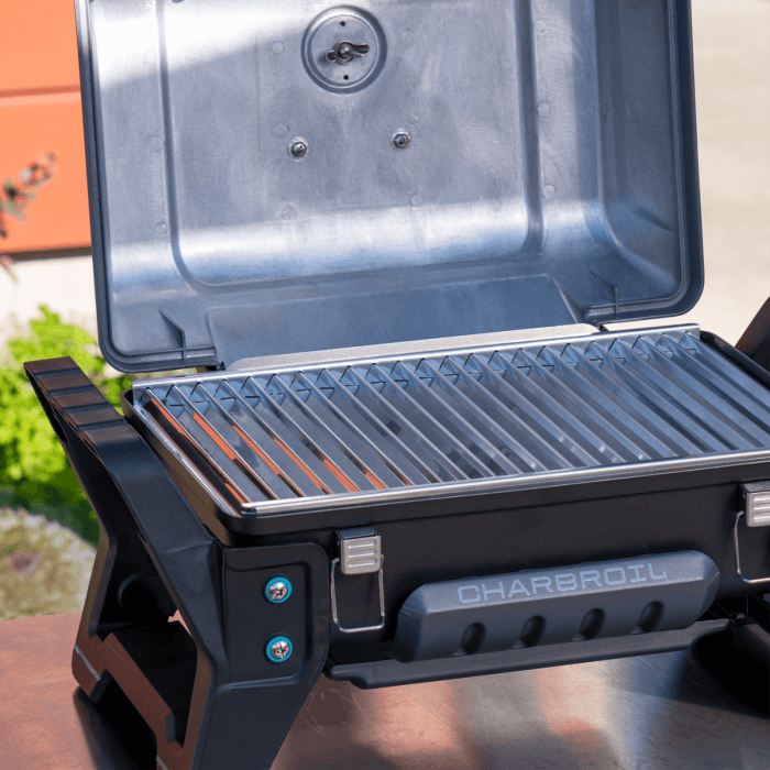 Charbroil Char Broil Grill2Go X200 Portable Gas Grill 25409200 Barbecue Finished - Gas 099143092003