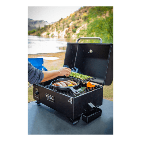 Country Smokers Country Smokers Traveler Portable Wood Pellet Grill & Smoker (CS150PPG) 10718 Barbecue Finished - Pellet 684678107188