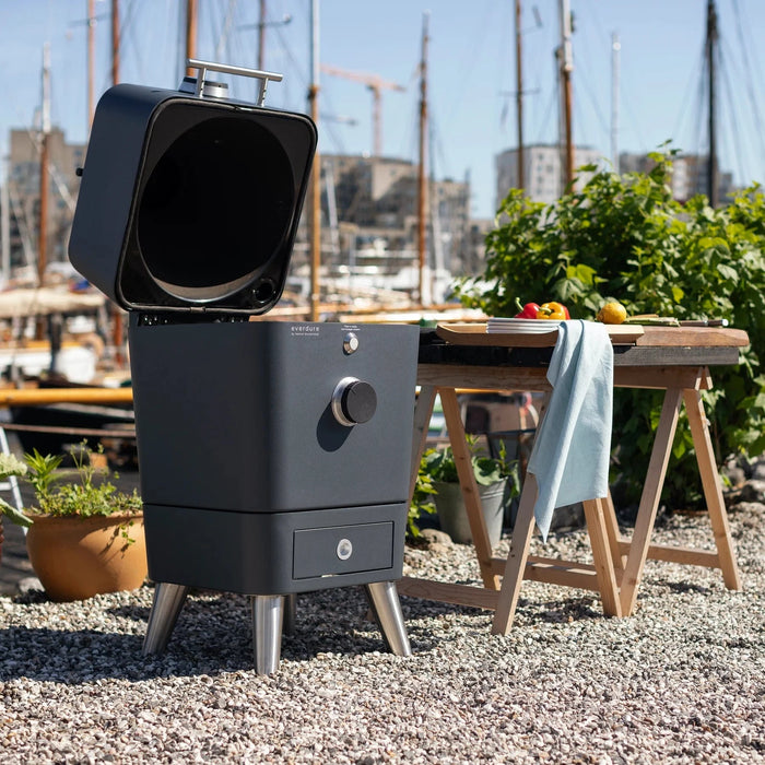 Everdure Everdure 4K Kamado Grill Barbecue Finished - Charcoal