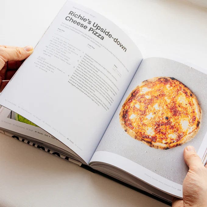 Gozney Gozney Pizza Cookbook (Volume 1) - PMT1867 PMT1867 Barbecue Accessories 9780008640941