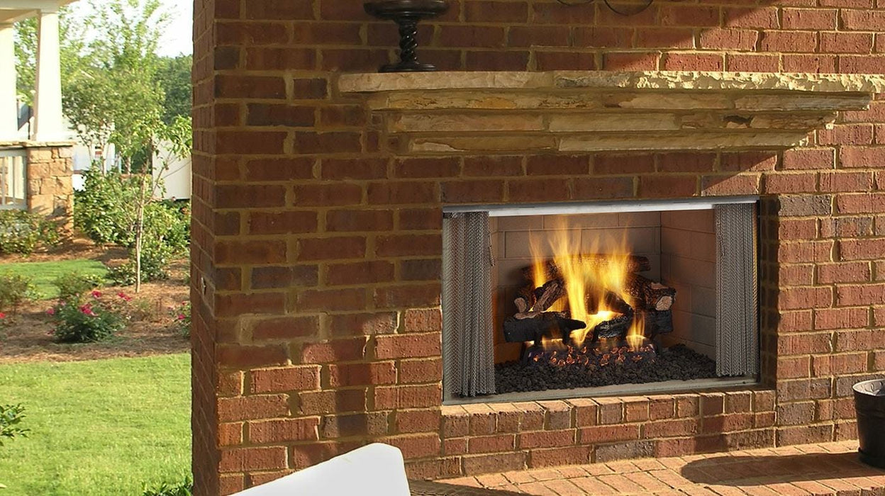 Heat And Glow Majestic Villawood 36" Outdoor Wood Fireplace (Herringbone Refractory) ODVILLA-36H Fireplace Venting