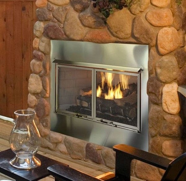 Heat And Glow Majestic Villawood 42" Outdoor Wood Fireplace (Traditional Refractory) ODVILLA-42T Fireplace Venting