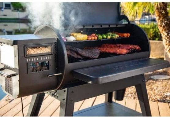 Louisiana Grills Louisiana Grills Ambiance Bull Pit 1000 Pellet Grill & Smoker 10959 Barbecue Finished - Pellet