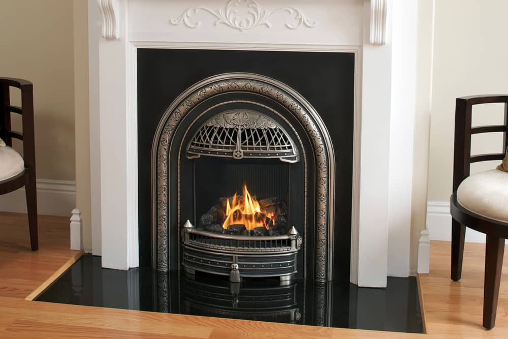 Miles Industries Ltd. Valor Portrait V-Class Zero Clearance Gas Fireplace Fireplace Finished - Gas