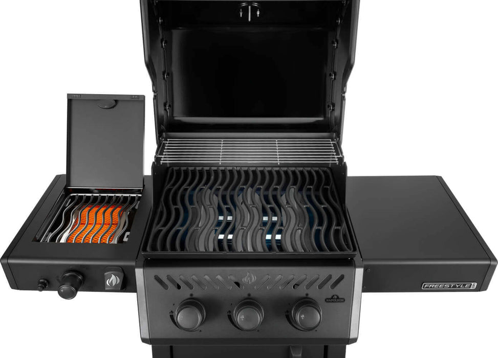 Napoleon Napoleon Freestyle PRO 365 3-Burner with Infrared Side Burner, Matte Black - FP365DSIBMK-1 Barbecue Finished - Gas