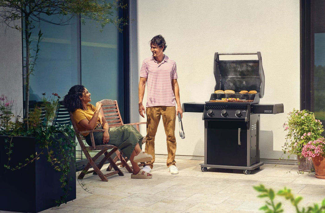 Napoleon Napoleon Rogue 425 Gas Grill w/ Stainless Steel Grids - R425K-2-SS Barbecue Finished - Gas