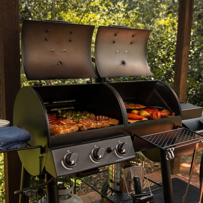Oklahoma Joe Oklahoma Joe Canyon Combo Charcoal/Gas Smoker & Grill 25205101 Barbecue Finished - Charcoal 099143051024