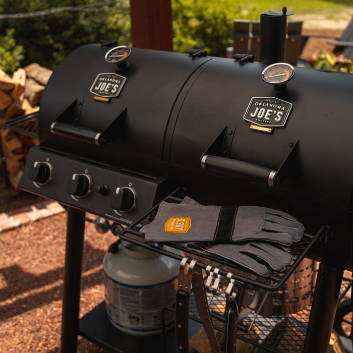 Oklahoma Joe Oklahoma Joe Canyon Combo Charcoal/Gas Smoker & Grill 25205101 Barbecue Finished - Charcoal 099143051024