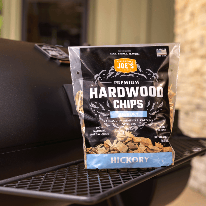 Oklahoma Joe Oklahoma Joe Hickory Wood Chips (192 cu. in. bag) - OJ2250264 OJ2250264 Barbecue Accessories 047362502643