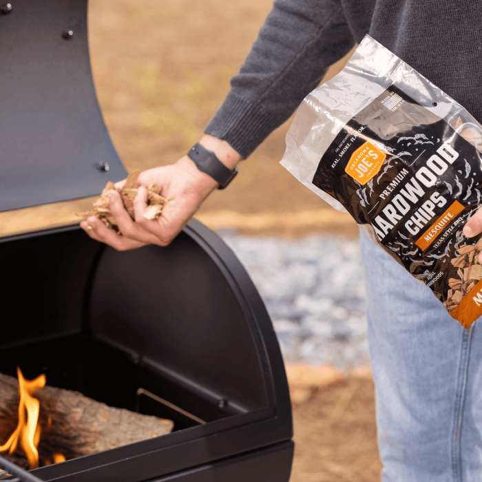 Oklahoma Joe Oklahoma Joe Mesquite Wood Chips (192 cu. in. bag) - OJ2250265 OJ2250265 Barbecue Accessories 047362502650