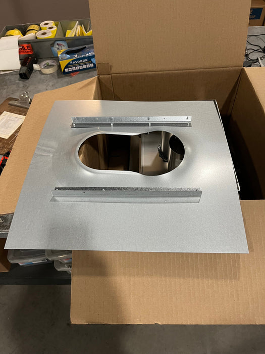 Regency Regency 3" x 4" Co-Linear Vertical Termination Cap & Flashing (LRI6E/HRI6E) - 946-588 946-588 Fireplace Venting