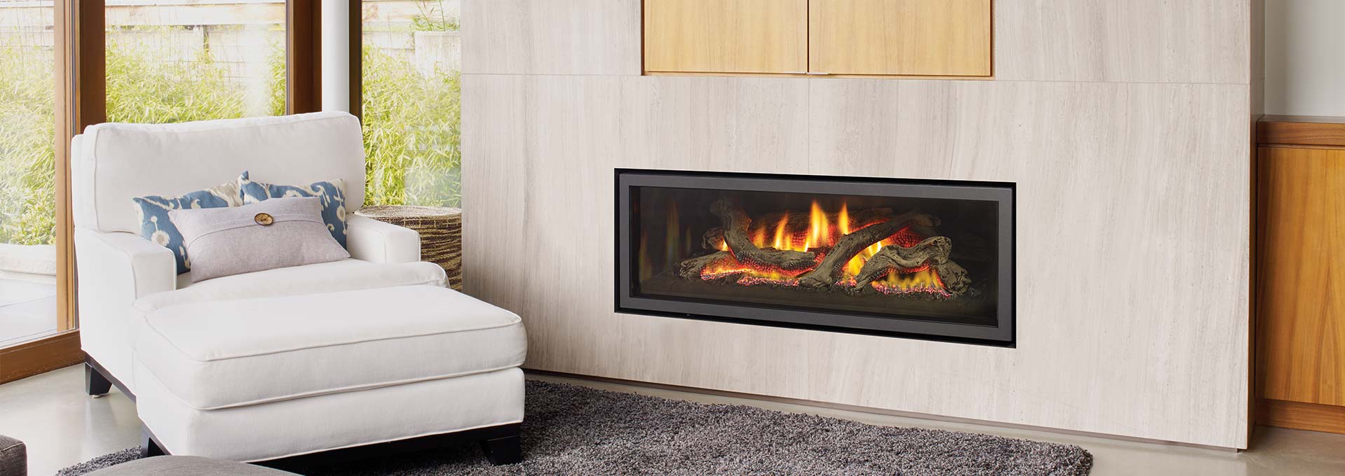 Regency Regency Ultimate U1500E Gas Fireplace U1500E-NG11 Fireplace Finished - Gas