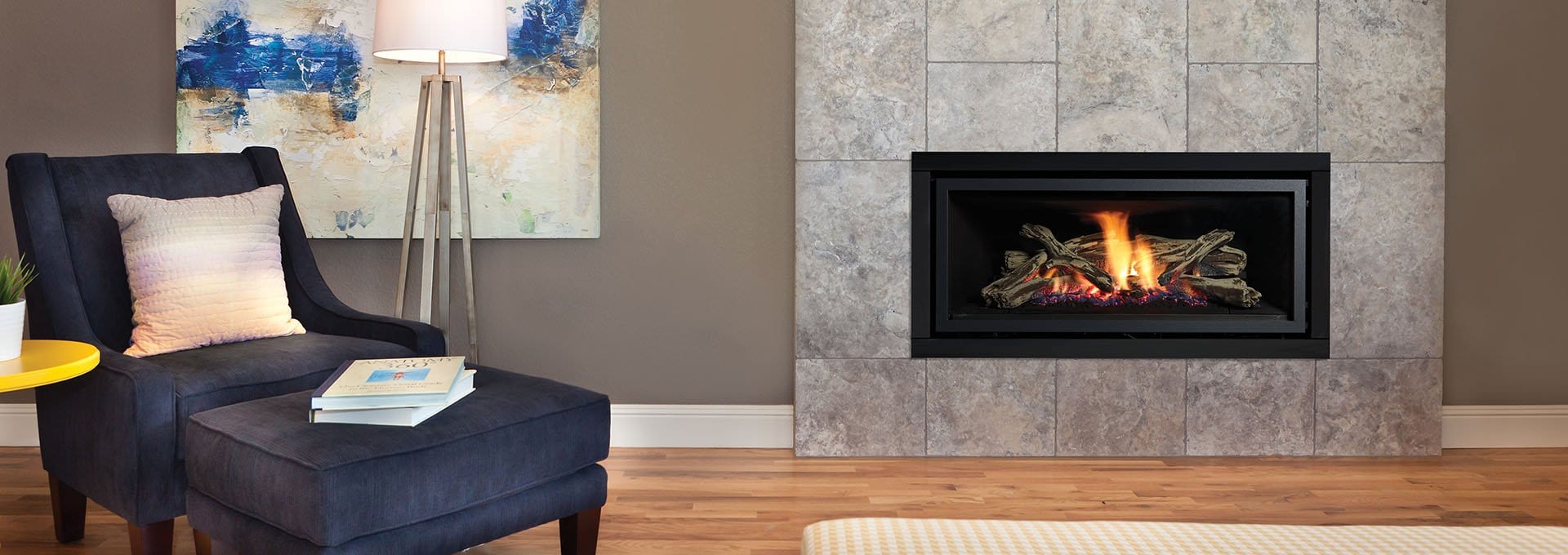 Regency Regency Ultimate U900E Gas Fireplace Fireplace Finished - Gas