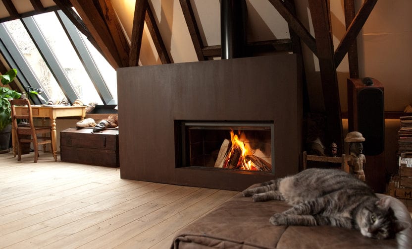 Stuv America Inc. Stûv 21-Clad Wood-Burning Fireplace (21.2-85 SF2 Left Asymmetrical) Fireplace Finished - Wood
