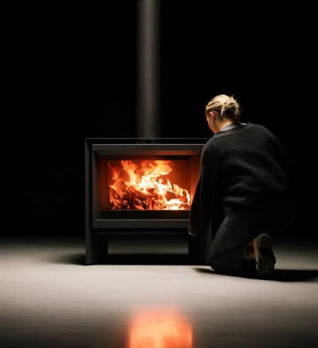 Stuv America Inc. Stûv S6H Wood Burning Stove (76/60) 10060404 Fireplace Finished - Wood