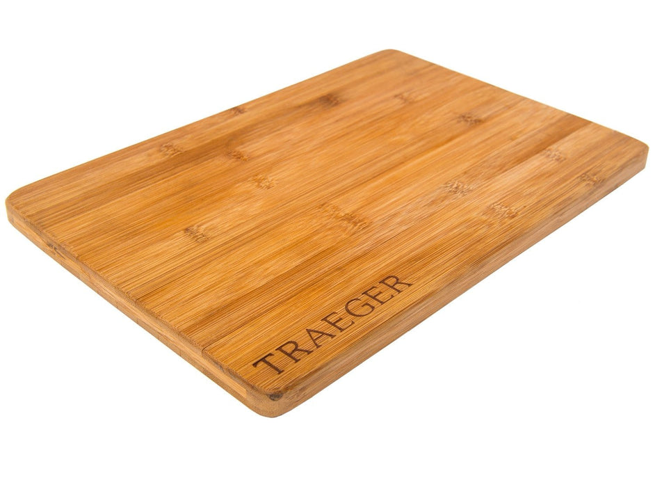 Traeger Canada Traeger Magnetic Bamboo Cutting Board - BAC406 BAC406 Barbecue Accessories 634868923050