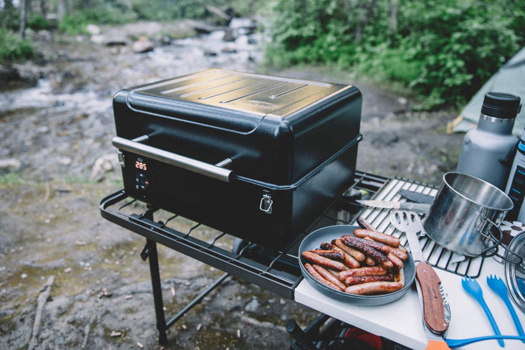 Traeger Canada Traeger Ranger Portable Pellet Grill - TFT18KLDC TFT18KLDC Barbecue Finished - Charcoal