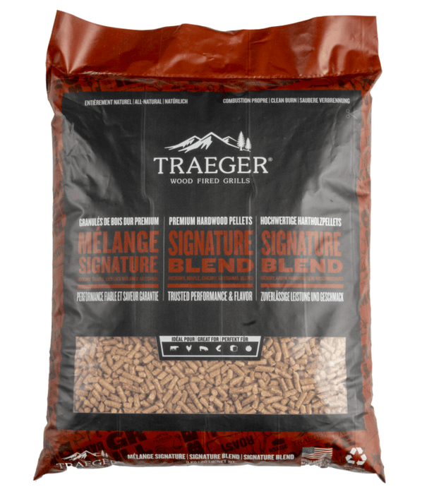 Traeger Canada Traeger Signature Blend Pellets (20 lb.) - PEL337 PEL337 Barbecue Accessories - Pellet