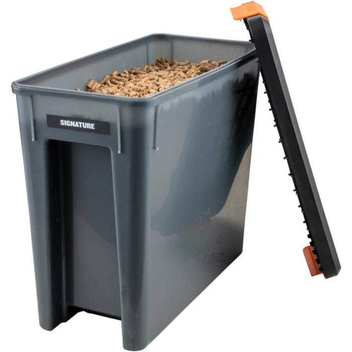 Traeger Canada Traeger Staydry Pellet Bin & Lid - BAC615 BAC615 Barbecue Accessories