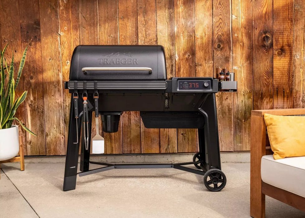 Traeger Woodridge Pellet Grill TFB86MLH — Chadwicks Hacks