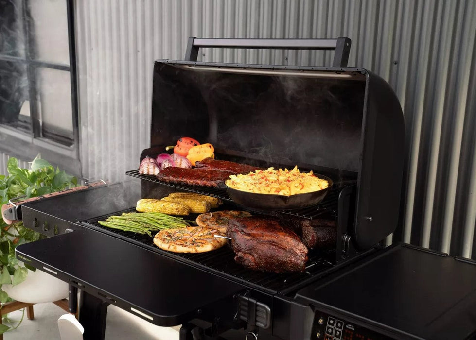 Traeger Canada Traeger Woodridge Pro Pellet Grill - TFB97JLH TFB97JLH Barbecue Finished - Pellet 634868947971