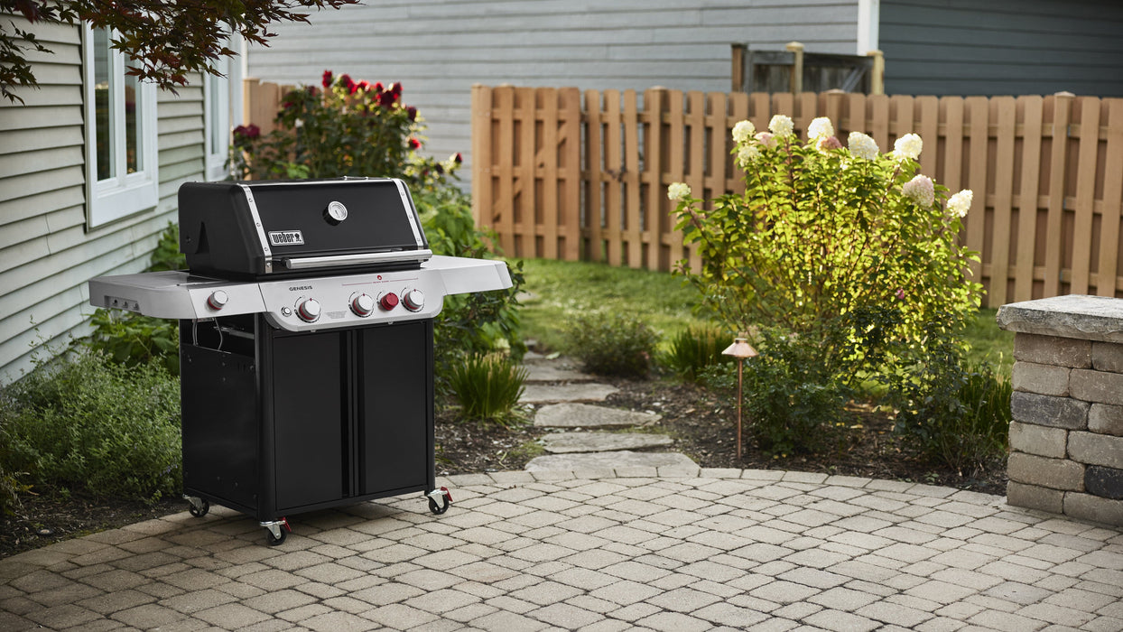 Weber Weber Genesis E-335C Gas Grill (Black) Barbecue Finished - Gas