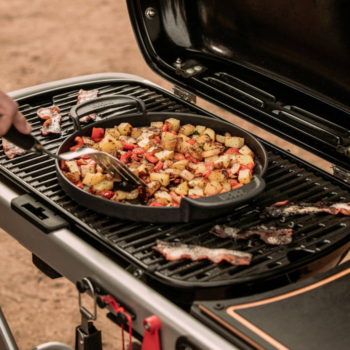 Weber Weber Traveler Portable Gas Grill (Black) 9010001 Barbecue Finished - Gas 077924158421