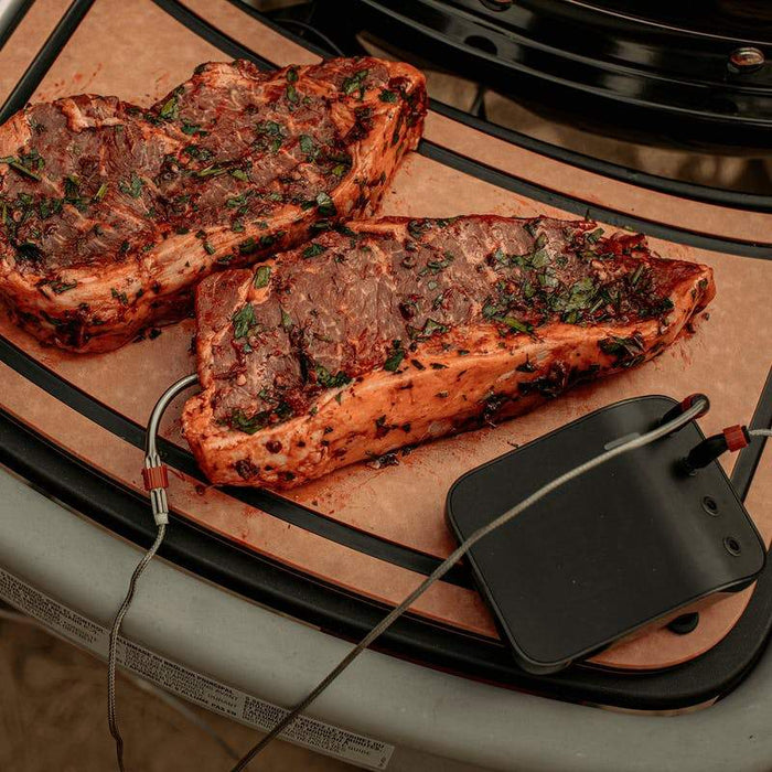 Weber Weber Traveler Reversible Prep & Serve Board - 7031 7031 Barbecue Accessories